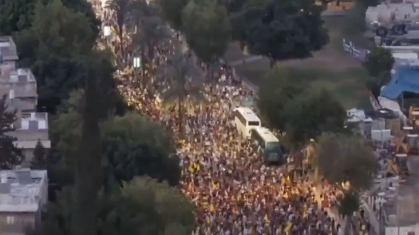 İsrailliler, Tel Aviv'de sokağa çıktı: Gazze'de savaşın sona erdirilmesi talebiyle protesto düzenleniyor - Resim: 4