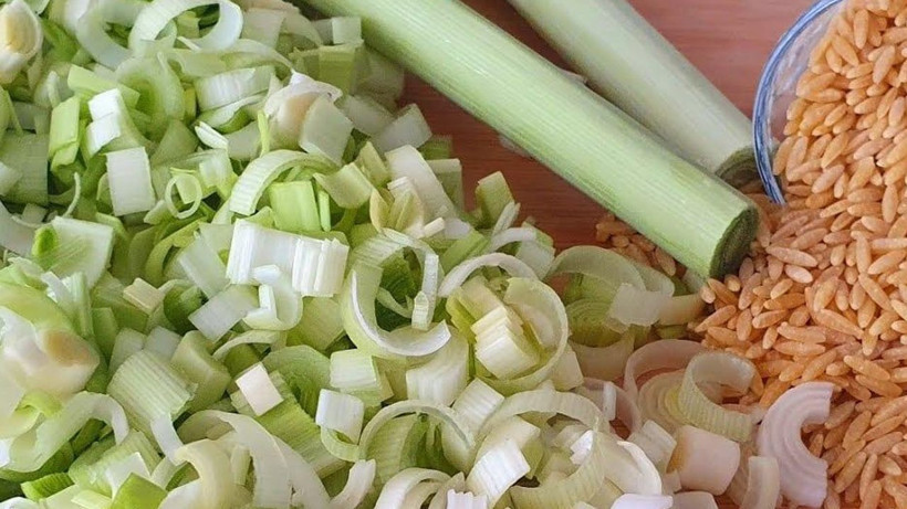 Yemekte pırasa yerken bir kez daha düşünün! Sofralardan birçok kişi eksik etmiyor - Resim: 2