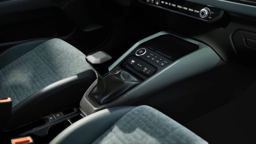 Kia Stonic yenilendi, partiye hazır! 1.625.000 TL’lik fiyat, hibrit motor - Resim: 2