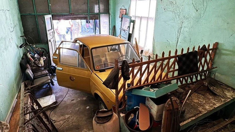 44 yıldır garajda sakladı: Fiat lisanslı Zastava 15 bin Euro'ya satıldı - Resim: 1