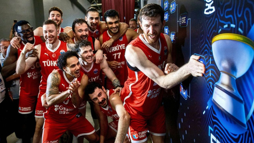 Parlamento yandı, Discord açıldı! Nepal’de gençler sosyal medyadan başbakan seçti - Resim: 1