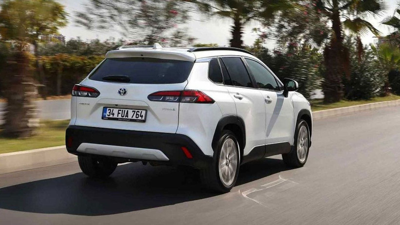 Toyota Corolla Cross fiyatları dibi gördü: Bu rakamlar eskiden hayaldi - Resim: 1