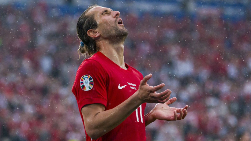 Ve Yusuf Yazıcı transferini duyurdular; Yıldız futbolcu ile anlaşma tamam - Resim: 1