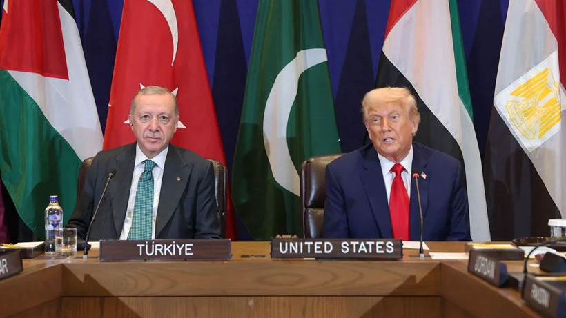Cumhurbaşkanı Erdoğan, Donald Trump ile Gazze Zirvesi'ne katıldı - Resim: 3