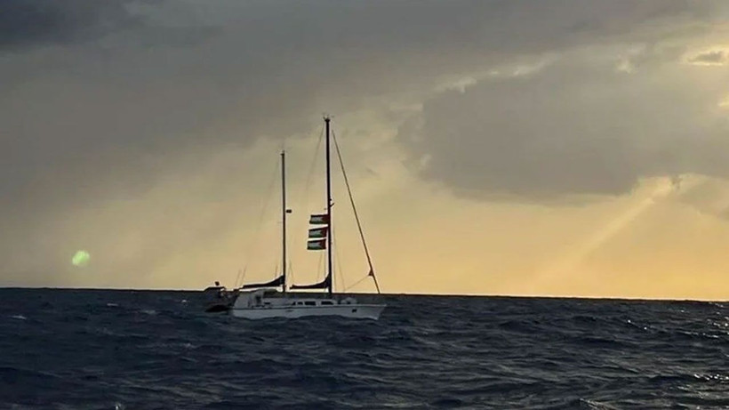 İsrail savaş gemileri Sumud Filosu'nu kuşattı - Resim: 2