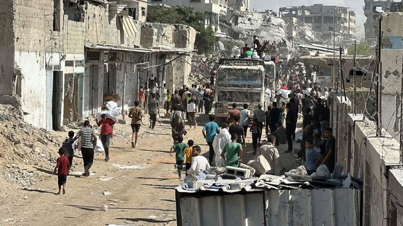 Gazze'ye ateşkes sonrası ilk yardımlar ulaştı - Resim: 2