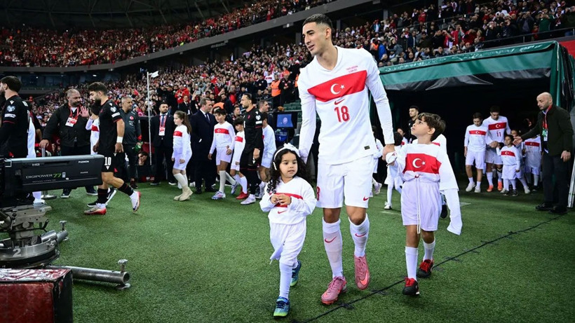 Milli futbolcular, Filistinli çocuklarla bir araya geldi - Resim: 3