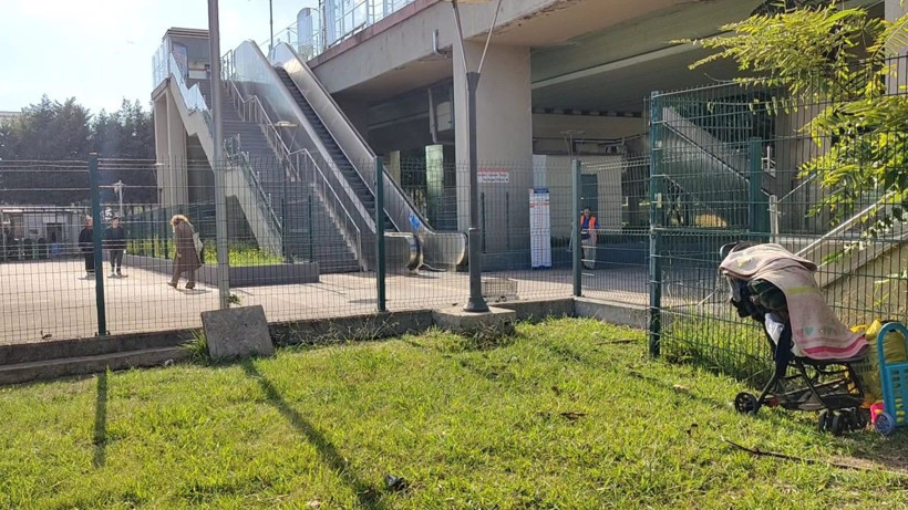 Eyüpsultan’da tramvay durağının yanında kalan bir kişi ölü bulundu - Resim: 3