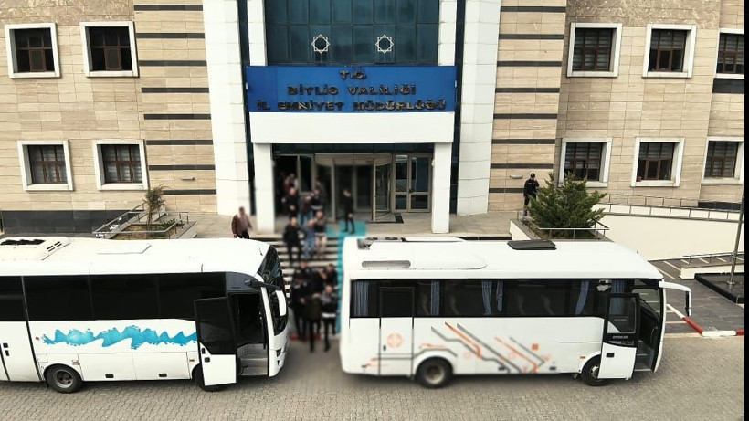 Bitlis merkezli 7 ildeki tefecilik operasyonunda 4 tutuklama - Resim: 2