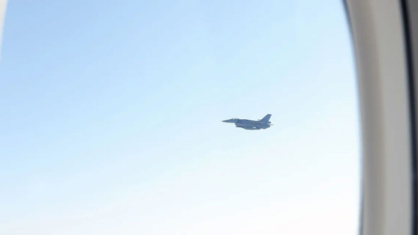 Cumhurbaşkanı Erdoğan'ın Umman'a inişinde F-16 savaş uçakları eşlik etti - Resim: 3