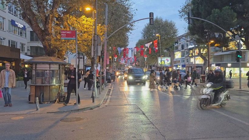 Oyuncu İrem Helvacıoğlu’nun yaralandığı kaza kamerada - Resim: 1