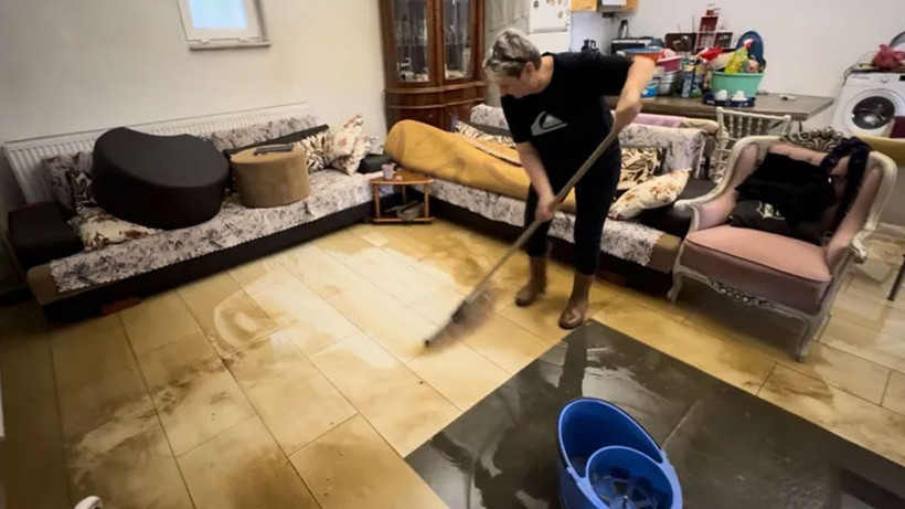 Edirne'de etkili olan sağanak yağış sonrası bazı evleri su bastı - Resim: 1