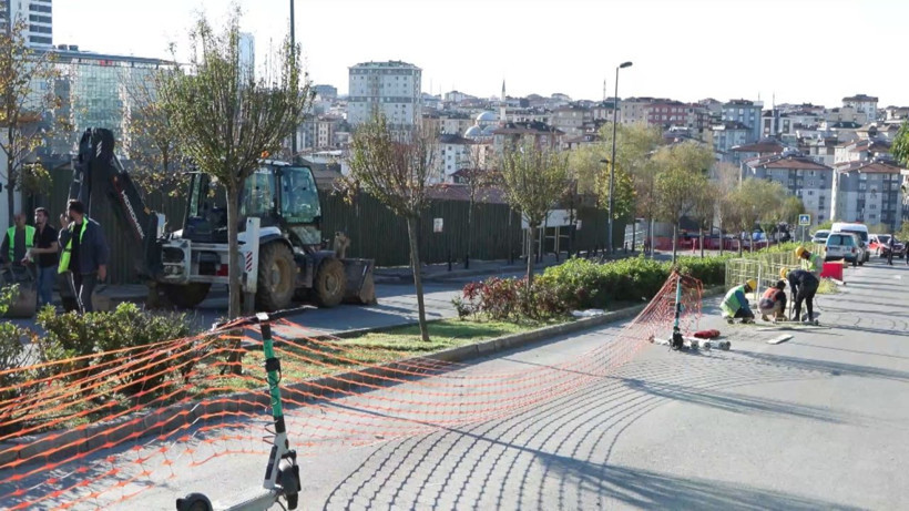 Ümraniye'de istinat duvarı inşaat sırasında yıkıldı - Resim: 2