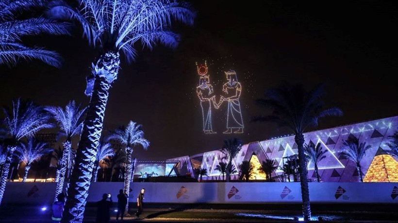 Mısır'da "dördüncü piramit": Büyük Mısır Müzesi törenle açıldı - Resim: 2