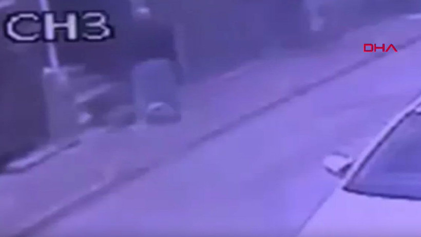 Fatih’te bayılan epilepsi hastasının telefonunu çaldı - Resim: 1