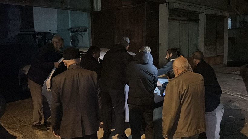 Garajda otomobilin içinde ölü bulundu - Resim: 2