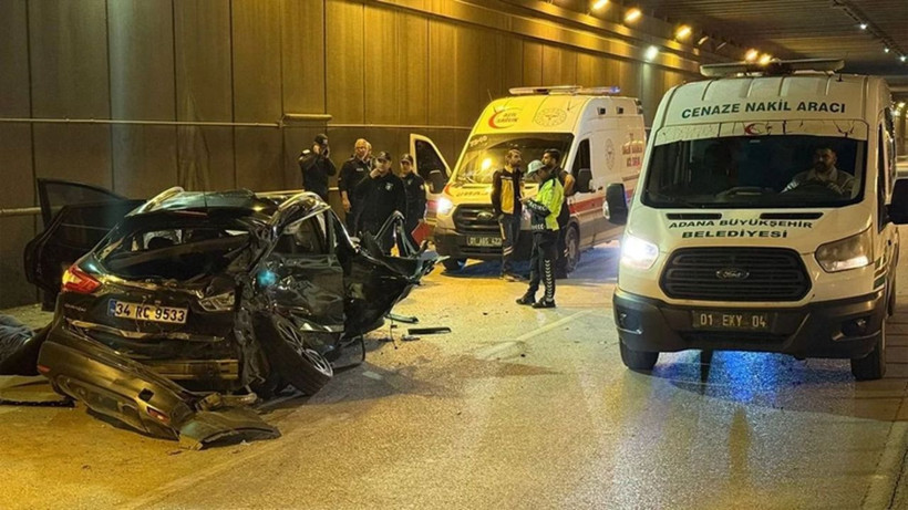 Adana'da korkunç kaza! Kafa kafaya çarpıştılar: 2 ölü, 1 yaralı var - Resim: 1