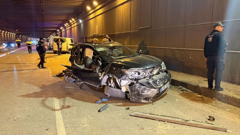 Adana'da korkunç kaza! Kafa kafaya çarpıştılar: 2 ölü, 1 yaralı var - Resim: 4