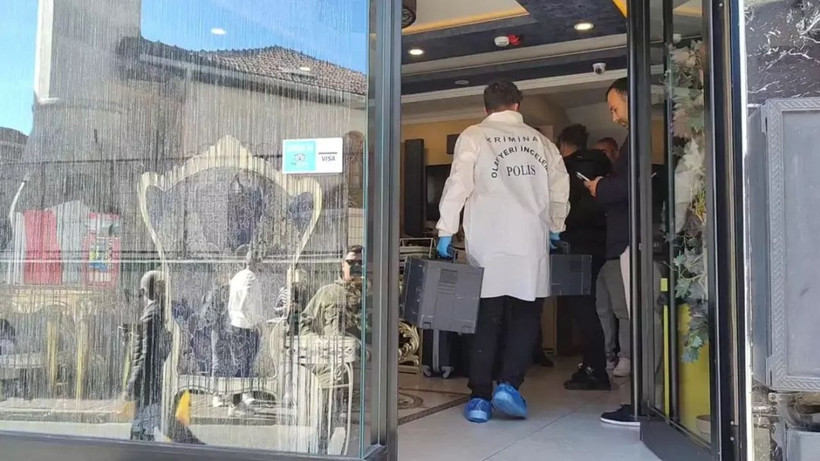 İstanbul’daki zehirlenme faciasında bir aile yok oldu: Kokoreç ve midyenin testleri sonuçlandı - Resim: 3