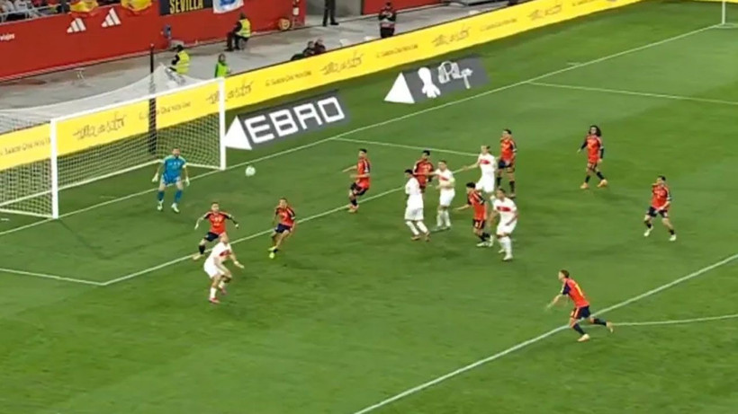 Barış Alper Yılmaz'dan İspanya maçında nefis röveşata! - Resim: 3