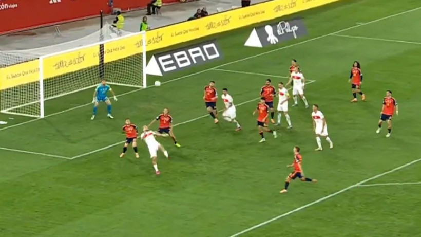 Barış Alper Yılmaz'dan İspanya maçında nefis röveşata! - Resim: 4