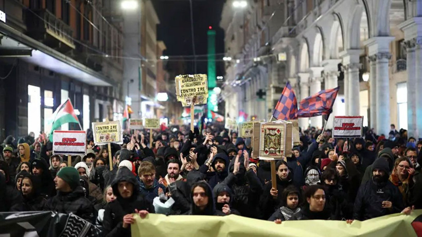 EuroLeague'de maç öncesi sokaklar karıştı, ortalık savaş alanına döndü - Resim: 2