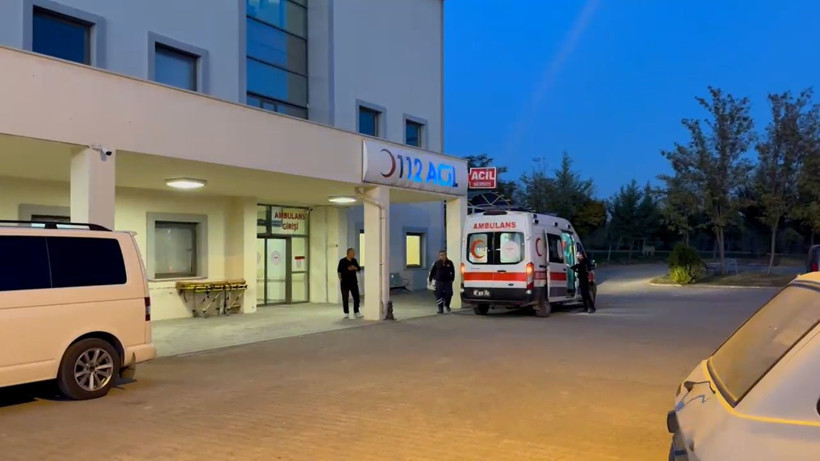 Adıyaman'da 70 üniversite öğrencisi, gıda zehirlenmesi şüphesiyle hastaneye kaldırıldı - Resim: 1