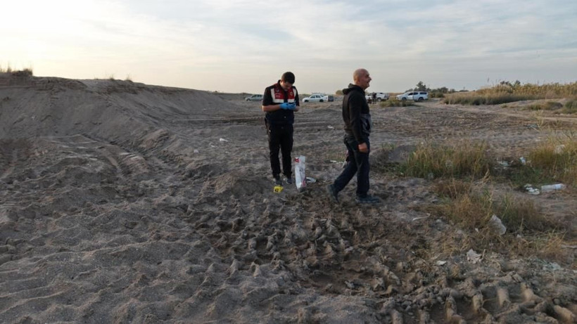 Antalya'da kum hırsızları sahilleri talan etti, kum ocağına dönen sahiller dronla görüntülendi - Resim: 4