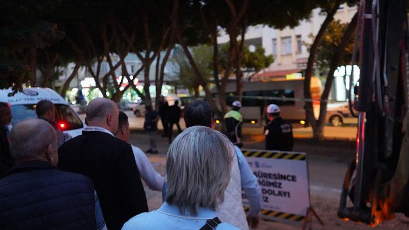 Geri manevra yapan kepçenin altında kalıp yaşamını yitirdi - Resim: 4