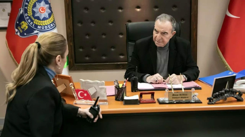 Arka Sokaklar dizisindeki o isim bakın kim çıktı; Şimdi bölüm başı 3.5 milyon TL alıyor - Resim: 1