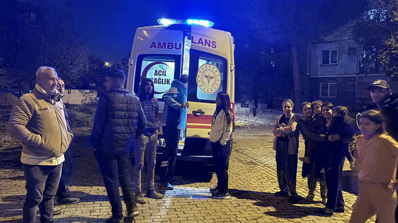 Elektrik akımına kapılan çocuk, komşusunun dikkati sayesinde kurtuldu - Resim: 2