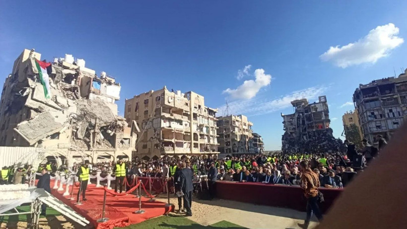 Gazze'de savaşın gölgesinde toplu nikah töreni: 54 çift dünya evine girdi - Resim: 4