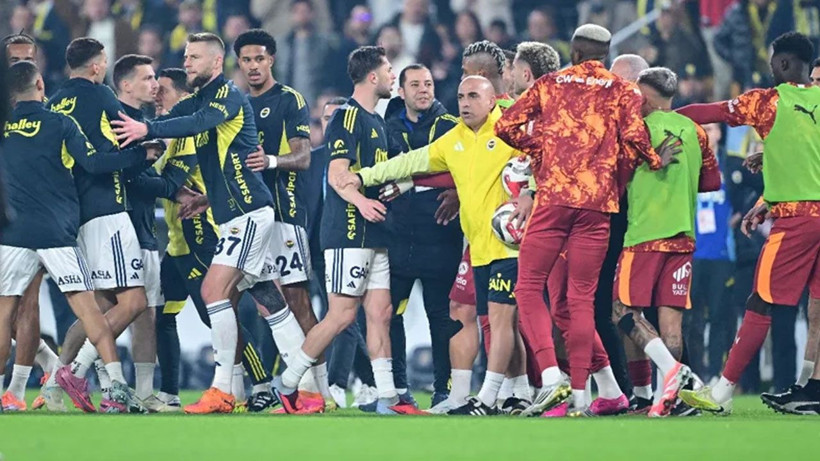 PFDK, derbi sonrası ceza yağdırdı: Mert Hakan Yandaş’a 3 maç, Metin Öztürk’e 2 milyon lira - Resim: 1