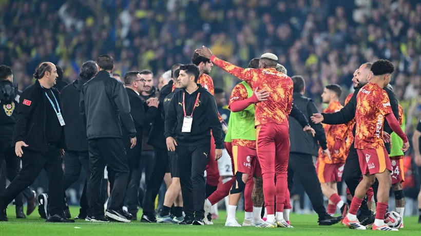 PFDK, derbi sonrası ceza yağdırdı: Mert Hakan Yandaş’a 3 maç, Metin Öztürk’e 2 milyon lira - Resim: 4