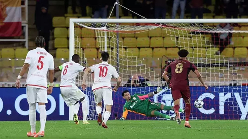 Monaco panteri Uğurcan penaltıda geçit vermedi - Resim: 2