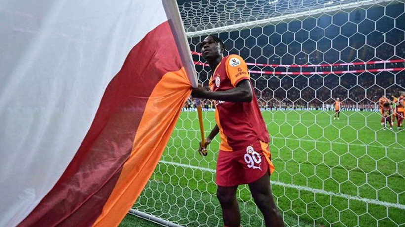 Galatasaray taraftarını şoka sokan ayrılık kararı! Bu kadar erken olması herkesi şaşırttı - Resim: 1