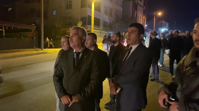 Cemevinde korku dolu anlar: Elektrik panosu patladı - Resim: 2