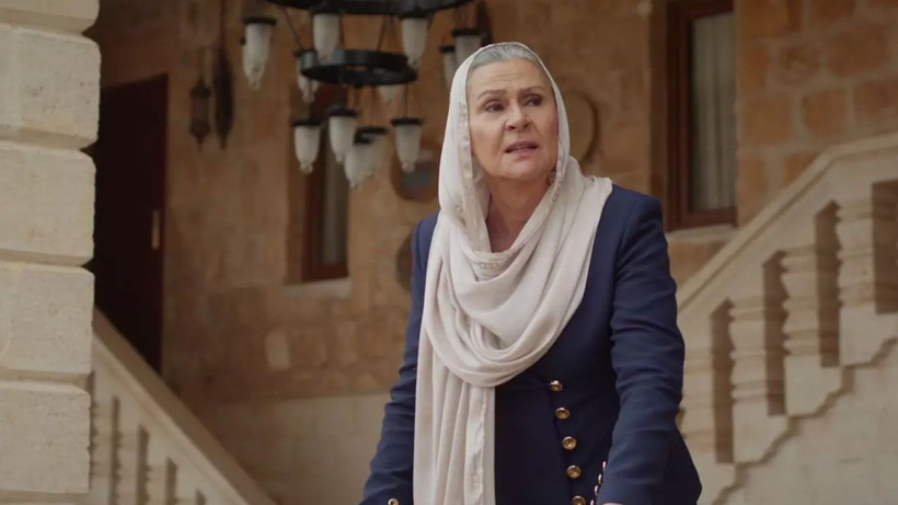 Uzak Şehir dizisinde dikkat çeken ayrıntı! Herkes o sahneyi konuşuyor - Resim: 1