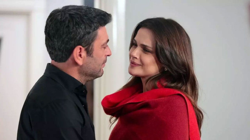 Uzak Şehir dizisinde dikkat çeken ayrıntı! Herkes o sahneyi konuşuyor - Resim: 4