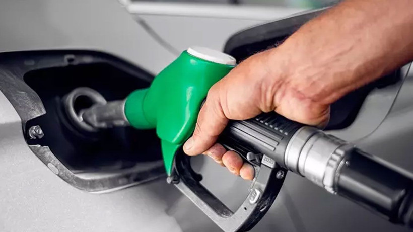 Akaryakıta büyük zam geliyor! Araç sahiplerine kötü haber - Resim: 1