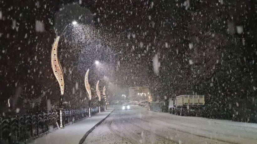 Kar ve buzlanma eğitimi durdurdu: Çok sayıda il ve ilçede okullar tatil - Resim: 2