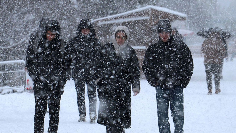İzlanda'dan yola çıktı İstanbul'a doğru geliyor! Uyarı üstüne uyarı - Resim: 1