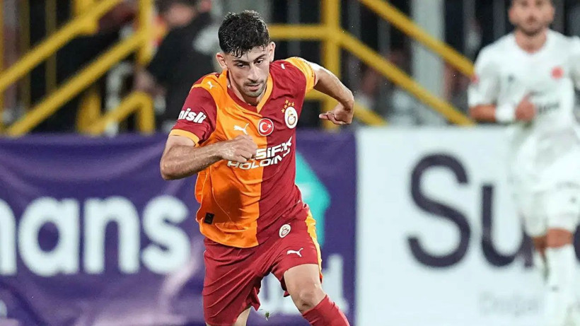 Galatasaray camiası bu haberle çalkalanıyor! Okan Buruk genç yıldıza resti çekti - Resim: 4