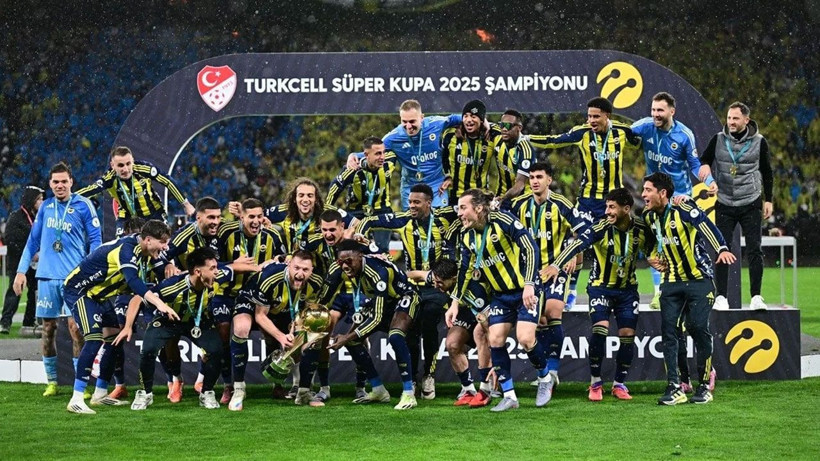 Fenerbahçe kupayı aldı! Süper Kupa özlemi son buldu - Resim: 4