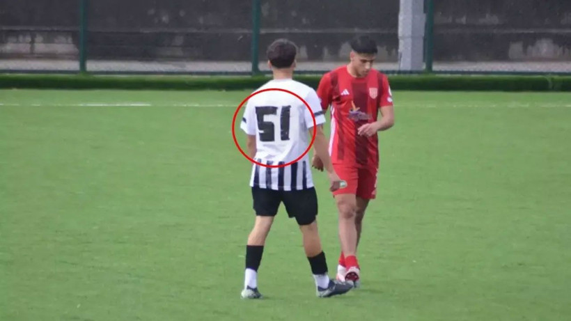 Futbol dünyası bu görüntüyü konuşuyor! Maddi sıkıntılar bunu da yaptırdı - Resim: 1