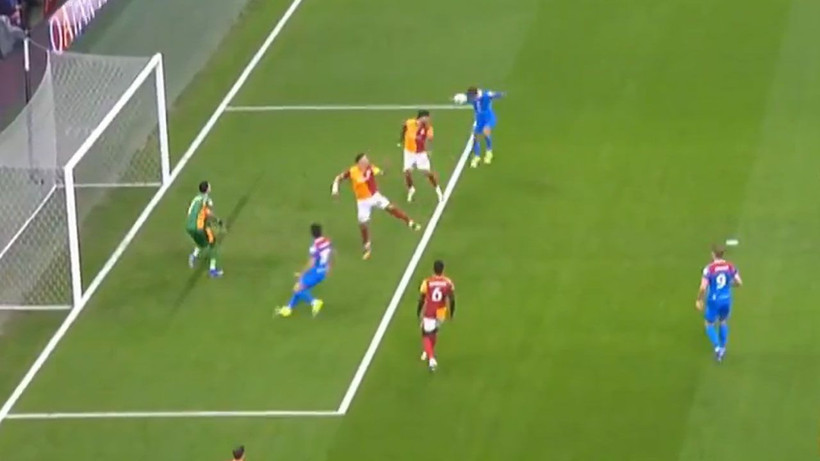 İşte Galatasaray maçına damga vuran o isim! Herkes onun kim olduğunu merak ediyor - Resim: 3