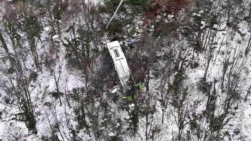 Kartepe'de otobüsün şarampole uçtuğu kazada yaralı sayısı 39'a yükseldi - Resim: 2