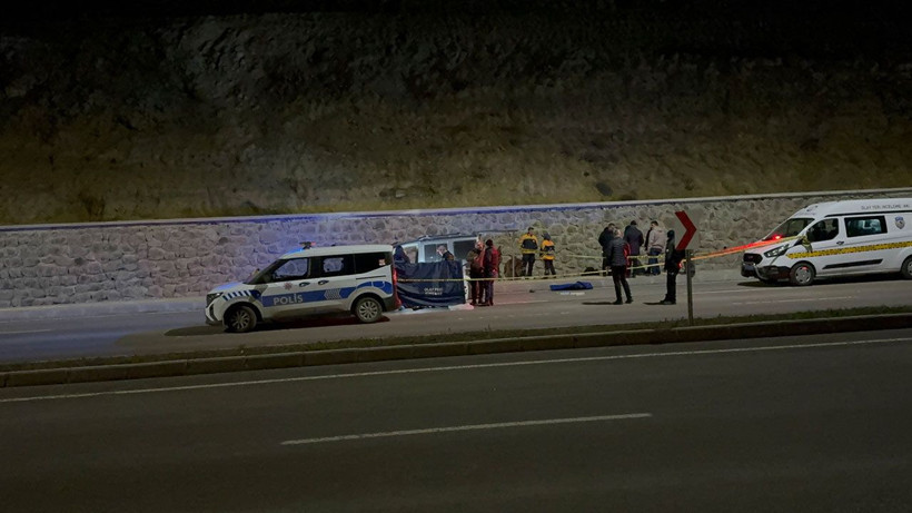 Samsun'da yasak aşk cinayeti! Sevgilisini boğazını keserek öldürdü - Resim: 1
