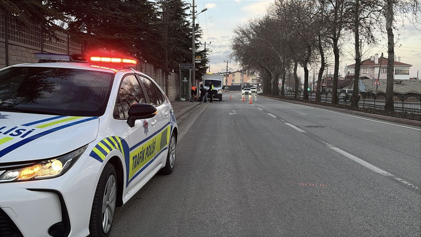 Konya'da motosiklet otobüs durağına çarptı: 1 ölü - Resim: 3