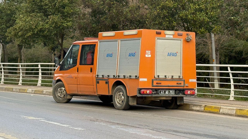 Fayanslar kabarınca AFAD ve polis harekete geçti! Ev tedbiren tahliye edildi - Resim: 3